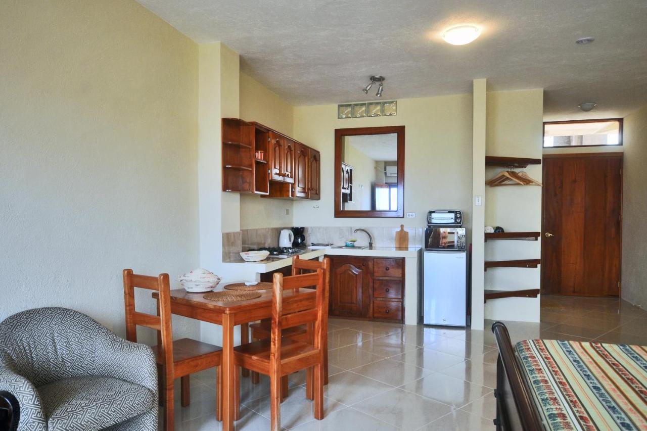 The Galeodan Suites Puerto Baquerizo Moreno Ngoại thất bức ảnh