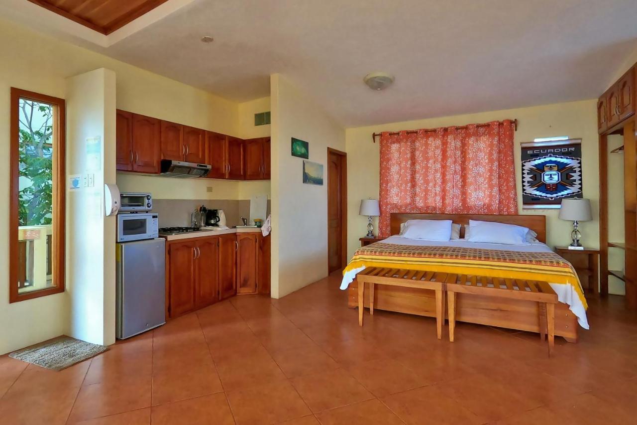 The Galeodan Suites Puerto Baquerizo Moreno Ngoại thất bức ảnh