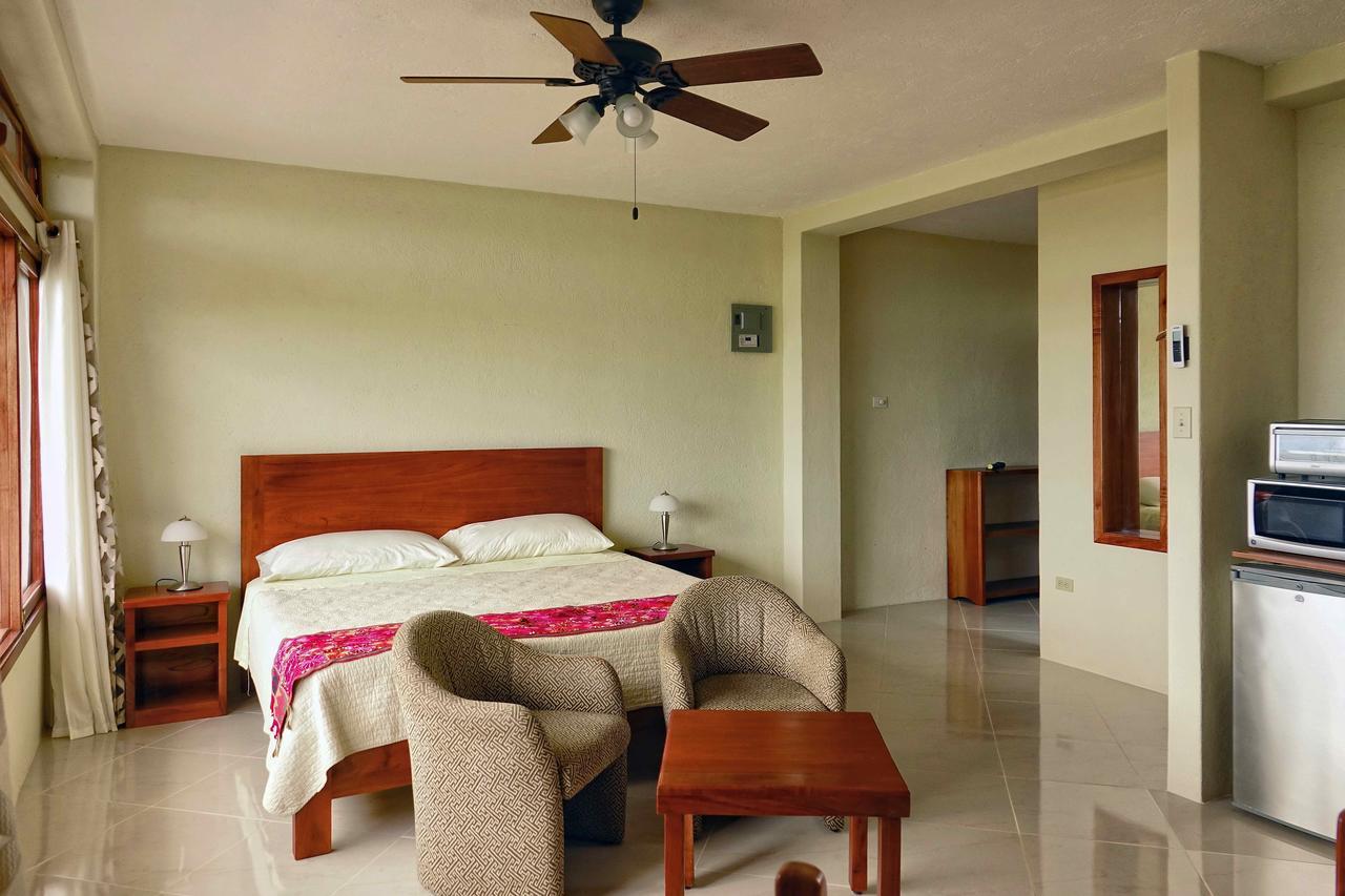 The Galeodan Suites Puerto Baquerizo Moreno Ngoại thất bức ảnh